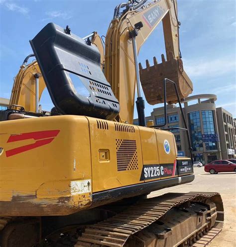 Used Sany Sy200c 20 Ton Sany Excavator High Reach Demolition Excavator