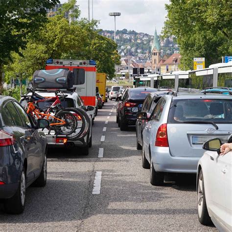 Aktion Der Letzten Generation Rettungswagen Rechtzeitig Vor Ort Swr