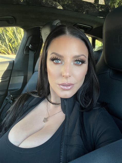 TW Pornstars 1 Pic ANGELA WHITE Twitter On My Way 3 33 PM 13