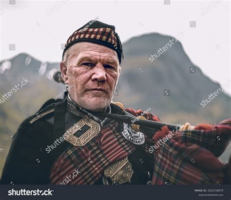 1,090 Scottish Army Uniform Images, Stock Photos, 3D objects, & Vectors ...