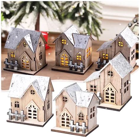 Деревянные домики для декора интерьера - 80 фото