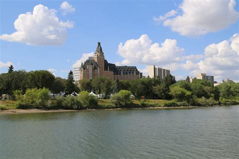 An Introduction to Saskatoon, Saskatchewan: Culture, Food & Attractions ...