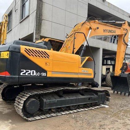 2021 Good Quality Korea 22 Ton Hyundai 220 Excavator 220lc 9S Hot Sale