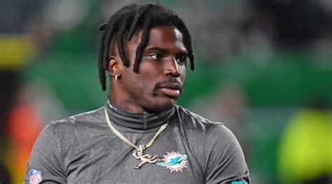 Tyreek Hill: Miami Dolphins WR Facing Two Paternity Suits, per Report ...