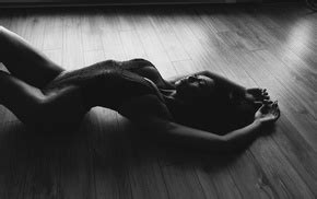 Model Lingerie Monochrome Girl Wallpaper 220527 2048x1356px On Wallls