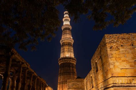 120+ Qutub Minar Calligraphy Stock Photos, Pictures & Royalty-Free ...