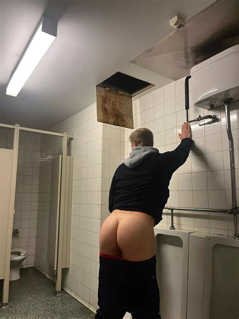 Took This In The Lecture Hall Basement After Class Nudes Cuteguybutts Nude Pics Org