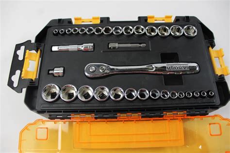 Dewalt Mechanics Tool Set | Property Room