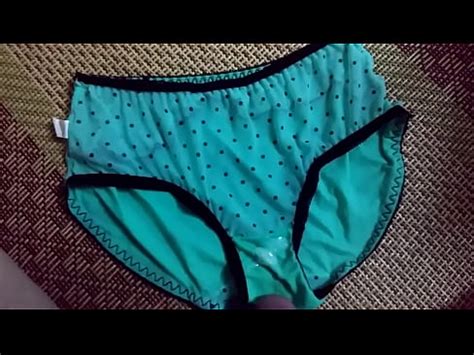sịp xanh chấm bi em hàng xóm Cum on panties compilation the best XVIDEOS