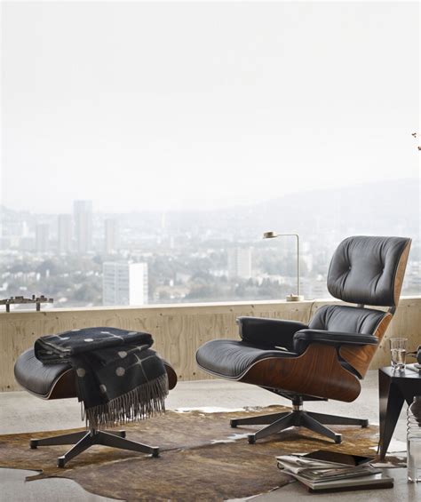 Eames Lounge Chair Ottoman VITRA Charles Ray Eames 1956 Eames