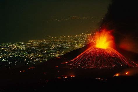 Tour Di Un Intera Giornata Per Piccoli Gruppi Sull Etna E Su Taormina