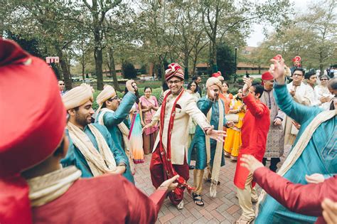 traditional indian baraat  groom  groomsmen