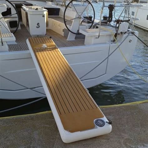 Passerelle Pour Bateau 300 TIKI FACTORY Gonflable Manuelle