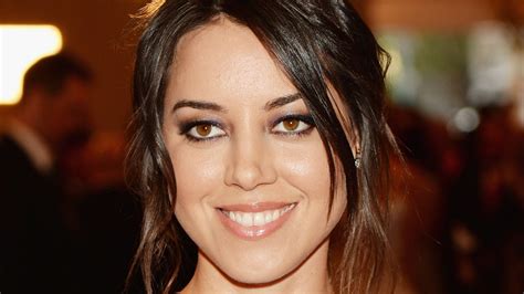 Aubrey Plaza's Viral Photos: A Deep Dive into the Controversy - lrtqeu0