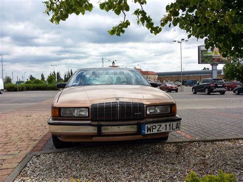 Old Parked Cars Warsaw 1988 Buick Regal Limited Coupe