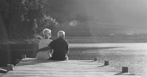 Obituaries - remembering their story | My Tributes