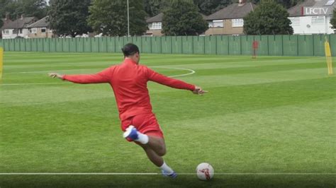 Video Virgil Van Dijk Explains How To Pass The Ball Calm As You Like