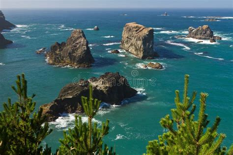 Sea stacks, Oregon coast stock photo. Image of coastline - 34676554