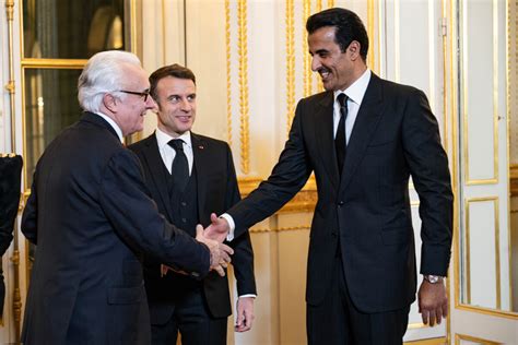 Photo Alain Ducasse le président Emmanuel Macron l émir du Qatar