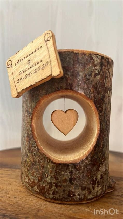 Porta Candela Tealight In Legno Con Cuore Sospeso E Pergamena Magnetica