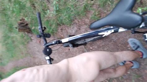 Fahren Sie Auf Dem Fahrrad Naked Pornhub Gay