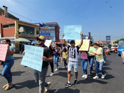 Antorchistas Se Manifiestan Por Falta De Agua