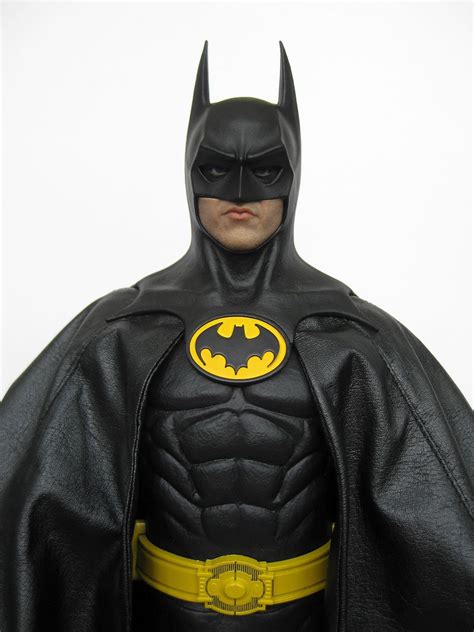DeSMOnd Collection Hot Toys DX Batman Version Pt