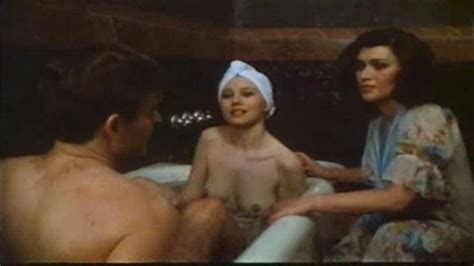 Naked Andrea Guzon In Il Piacere