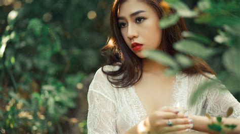 Ngắm bộ ảnh Nude lạc mất của Hotgirl gây bão cộng đồng mạng Giải mã sắc đẹp Bác Sĩ Hút Mỡ