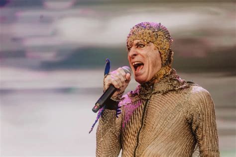 Irm O De Ney Matogrosso Foi Batizado Como Gay Pelo Pai Militar E Conservador Entenda