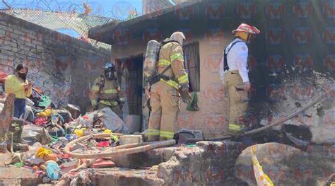 Se Incendia Vivienda En La Colonia Adolfo L Pez Mateos De Tepic