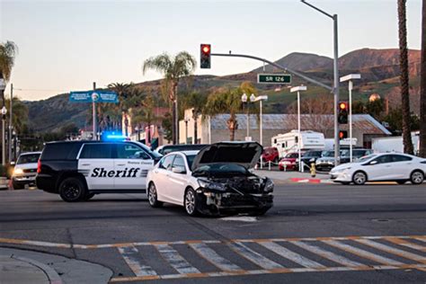 2 Car Traffic Collision Closes Traffic Lanes The Fillmore Gazette