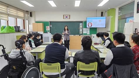 한국언론진흥재단 특수교육대상학생 디지털 리터러시 운영학교 실시 충북과 나의 연결고리 충북일보