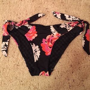 Off Victoria S Secret Other NWT VS RARE VERY SEXY HIGH NECK MATCHING BIKINI From Irena S