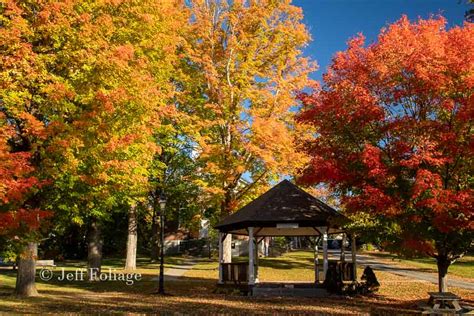 What is near Henniker New Hampshire in Autumn? - New England Fall Foliage