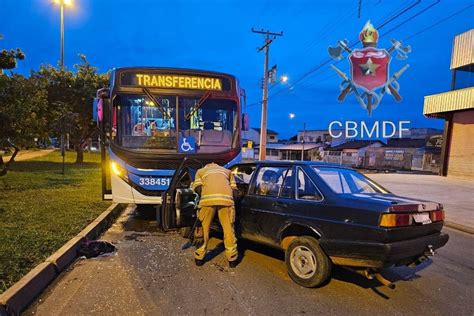 Batida frontal entre ônibus e carro deixa feridos perto de UPA no DF