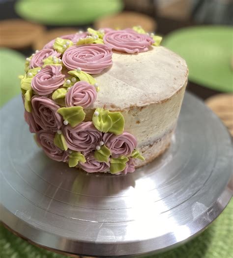 Naked Cake With Vanilla Buttercream For My Moms Birthday R Baking