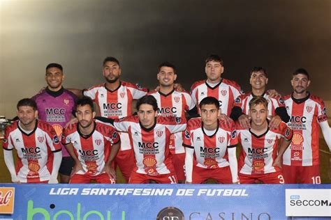 Colón de San Justo lo dio vuelta y festejó la clasificación Fútbol