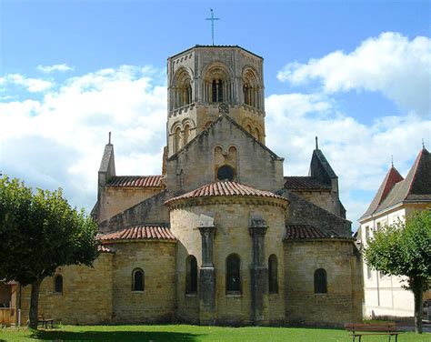 Les églises romanes du Brionnais Maison Le Garochet