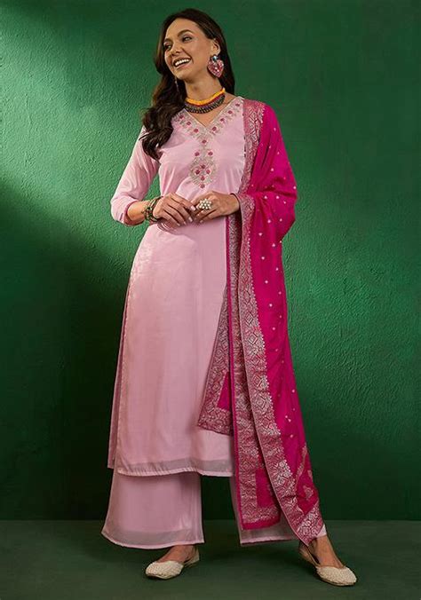 Kurta Sets Collection For Women At Indya