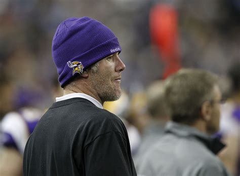 Brett Favre: Best Options to Finally Send No. 4 to Retirement