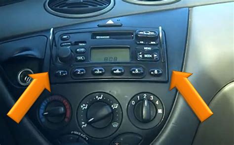 03 Ford Focus Radio Problems