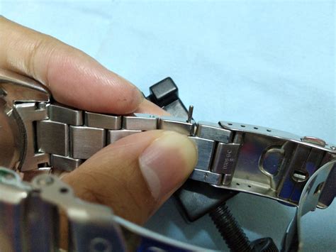 Introducir 52 Imagen How To Adjust A Seiko Watch Band Abzlocal Mx