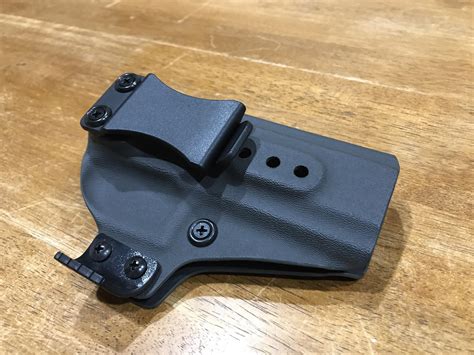 Love my new IWB holster from Tier 1 Concealment : r/CCW