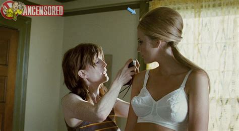 Naked Blake Lively In The Private Lives Of Pippa Lee