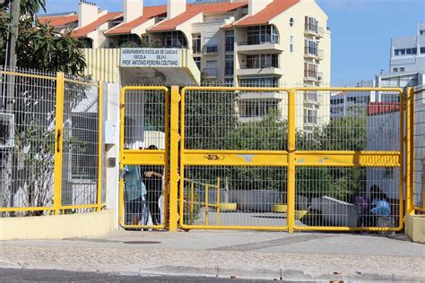 Escola Básica Pereira Coutinho Cascais comentários fotos número de