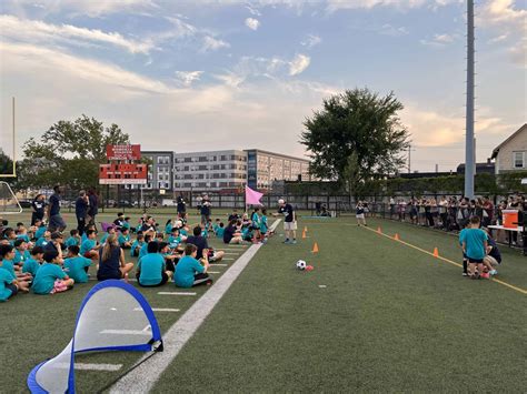 Everett, Massachusetts: Recent Obituaries and Memorials 1