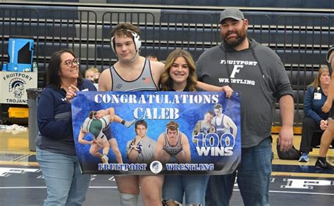 Fruitport Wrestling Wraps Up The Team Portion Of Its Season With A Long