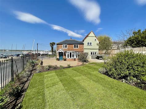 Essex Hot Tub Breaks Log Cabins Lodges Glamping