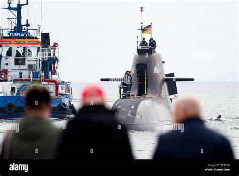 German type 212 class submarine hi-res stock photography and images - Alamy